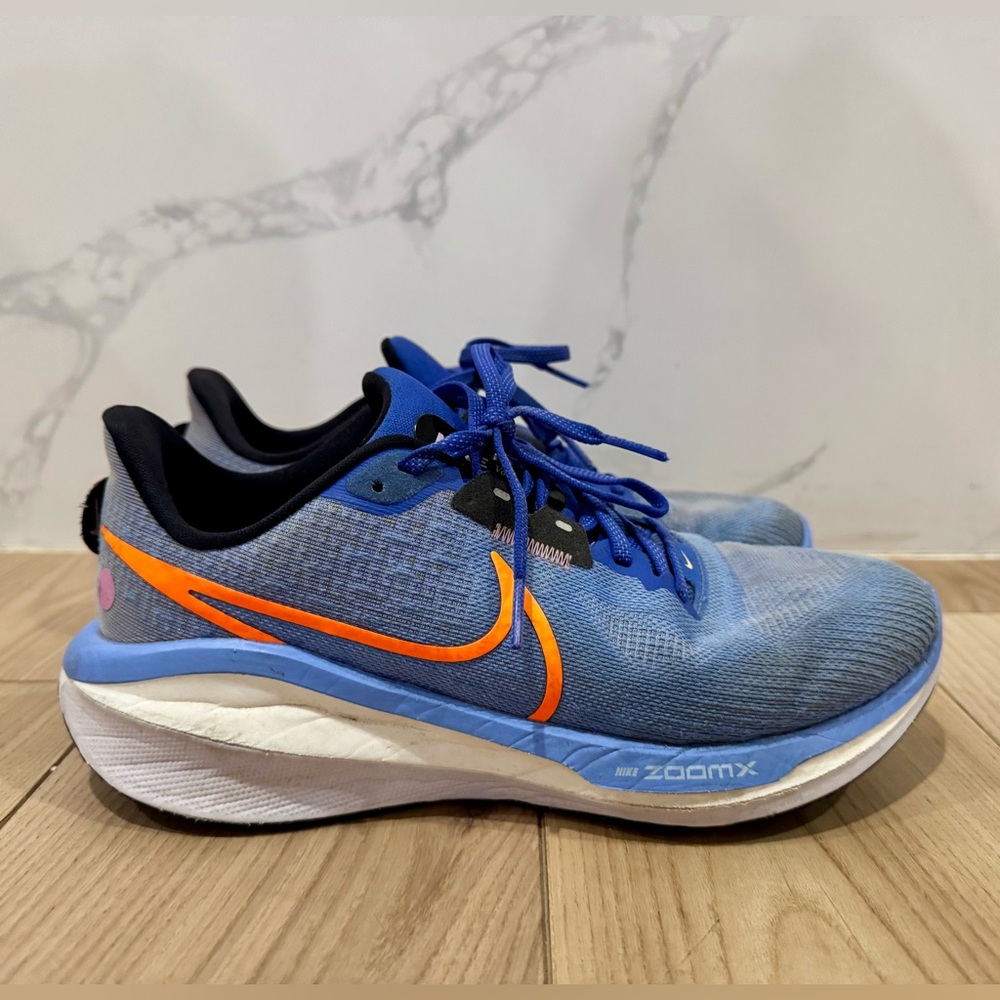Nike Vomero Running Shoes Size 8